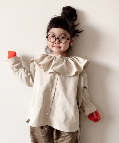 CIAOPANIC TYPY（チャオパニックティピー）の「【KIDS】ピーチ起毛フリルブラウス（シャツ/ブラウス・キッズ・アイボリー/チャコールグレー・S/M/L/XL/XXL）」の4枚目の写真