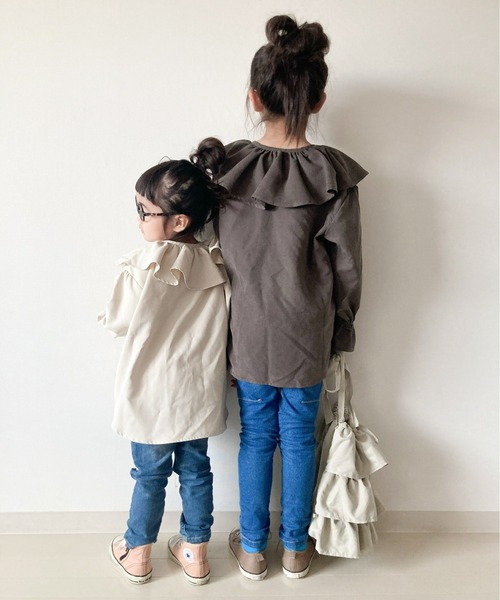 CIAOPANIC TYPY（チャオパニックティピー）の「【KIDS】ピーチ起毛フリルブラウス（シャツ/ブラウス・キッズ・アイボリー/チャコールグレー・S/M/L/XL/XXL）」の12枚目の写真
