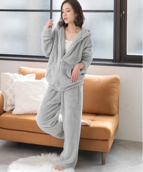 ad thie(アドティエ)の「ボア ロング パンツ(ルームウェア/パジャマ・レディース・チャコール/ピンク/ブラック/ブルー/ミント/オフホワイト/ナチュラル/ネイビー・FREE)」の12枚目の写真