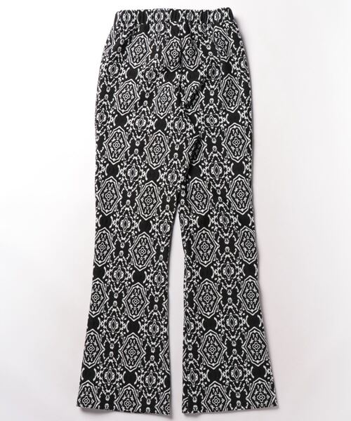 clear（クリア）の「ジャガードカットフレアパンツ[低身長用サイズ有]（その他パンツ・レディース・ブラック/ピンク/ベージュ・F/XS）」の4枚目の写真