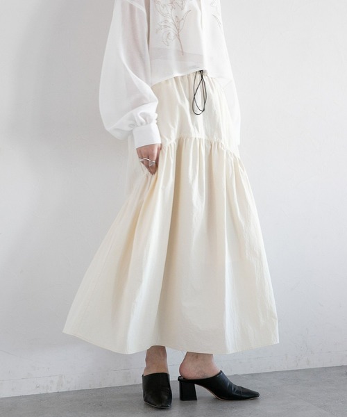 RAGEBLUE（レイジブルー）の「ラウンドティアード/ギャザーフレアスカート（スカート・レディース・グリーン/ブルー/ホワイト/ブラック・FREE）」の2枚目の写真