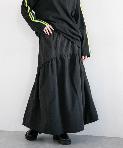 RAGEBLUE（レイジブルー）の「ラウンドティアード/ギャザーフレアスカート（スカート・レディース・グリーン/ブルー/ホワイト/ブラック・FREE）」の3枚目の写真