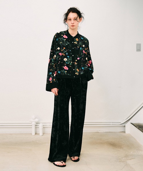 NOISE MAKER(ノイズメーカー)の「【追加⑦】ボタニカル柄オーバーサイズシャツ(シャツ/ブラウス・レディース・ブラック/オフホワイト・FREE)」の8枚目の写真