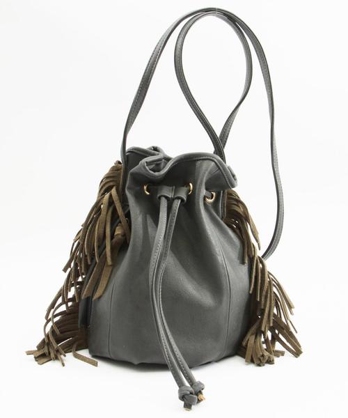 ODETTE E ODILE（オデットエオディール）の「カシェリエ/Cachellie フリンジショルダー（ショルダーバッグ・レディース・ブラック/ベージュ/ブラウン/オリーブ・フリー）」の4枚目の写真