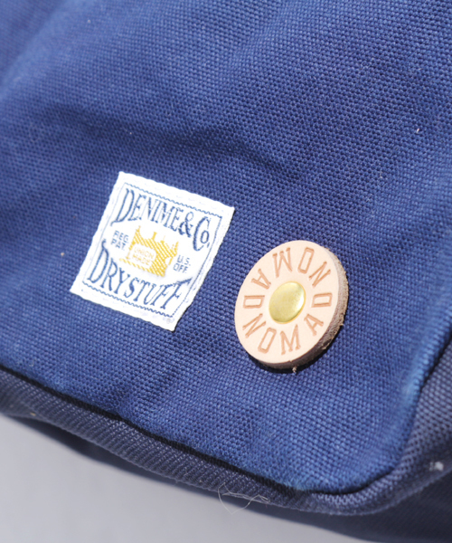 Denime(ドゥニーム)の「NOMAD×Denime NEWS PAPER BAG/ノマド×ドゥニーム ニュースペーパーバッグ(メッセンジャーバッグ・メンズ・ネイビー・FREE)」の5枚目の写真