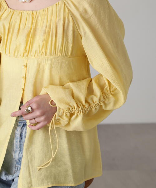 FREE'S MART（フリーズマート）の「フロントスリット2WAYオフショルギャザーブラウス（シャツ/ブラウス・レディース・ブルー/ブラック/ホワイト・FREE）」の8枚目の写真