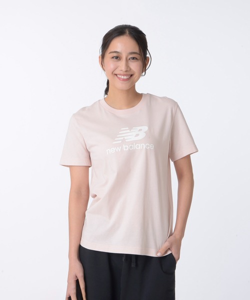 Sport Essentials Stacked Logo ショートスリーブTシャツ（T
