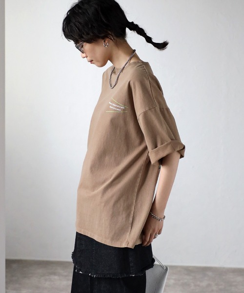 COMMRE(コムル)の「パウダーブリーチフォトルーズTシャツ(Tシャツ/カットソー・レディース・ピンク/ベージュ/チャコールグレー・FREE)」の17枚目の写真