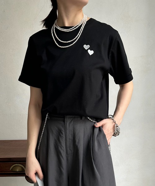 DouDou（ドゥドゥ）の「【WEB限定】ダブルハート刺繍TEE（Tシャツ/カットソー・レディース・ホワイト/ブラック/ホワイト系その他・FREE）」の12枚目の写真