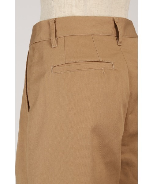 Auntie Rosa Holiday（アンティローザホリデー）の「チノ2タックワイドストレートパンツ（チノパンツ・レディース・ネイビー/キャメル/ブラック・マルチサイズ）」の7枚目の写真