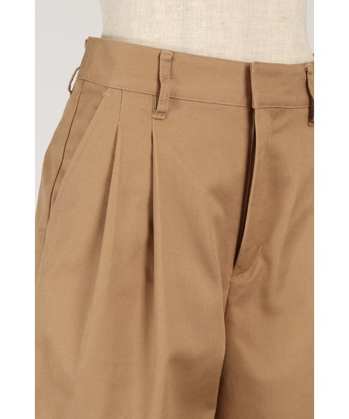 Auntie Rosa Holiday（アンティローザホリデー）の「チノ2タックワイドストレートパンツ（チノパンツ・レディース・ネイビー/キャメル/ブラック・マルチサイズ）」の4枚目の写真
