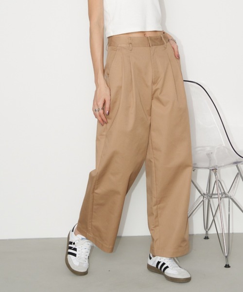 Auntie Rosa Holiday（アンティローザホリデー）の「チノ2タックワイドストレートパンツ（チノパンツ・レディース・ネイビー/キャメル/ブラック・マルチサイズ）」の9枚目の写真