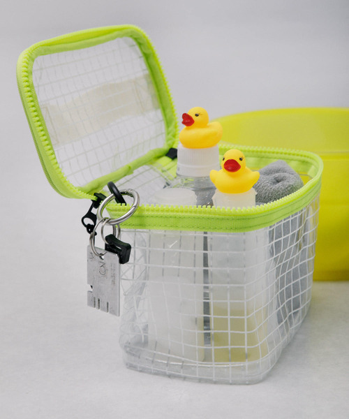 EKAL（エカル）の「TINY GARDEN PRODUCTS　マルチユースメッシュポーチ ワイド（その他雑貨・レディース・クリア・ONE）」の2枚目の写真