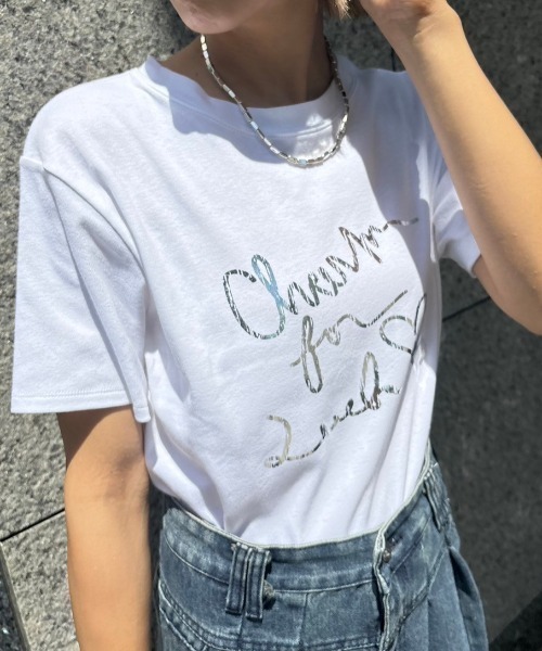 Unitage(ユニテージ)の「箔プリントTEE(Tシャツ/カットソー・レディース・ホワイト/ネイビー・FREE)」の5枚目の写真