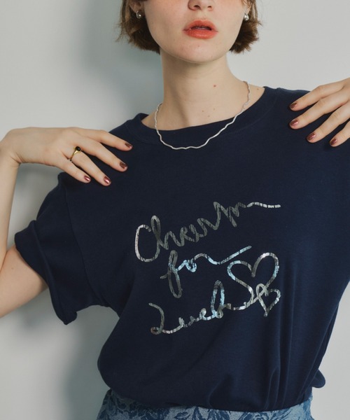 Unitage(ユニテージ)の「箔プリントTEE(Tシャツ/カットソー・レディース・ホワイト/ネイビー・FREE)」の8枚目の写真