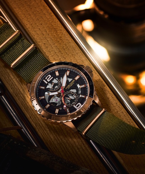 ANGELCLOVER（エンジェルクローバー）の「販路限定モデル Angel Clover/エンジェルクローバー タイムクラフトダイバー オートマチック 腕時計 ACL-TCA45PGBK-EC メンズ（アナログ腕時計・メンズ・ブラック・FREE）」の4枚目の写真