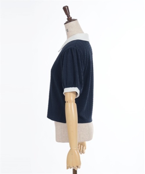 axes femme（アクシーズファム）の「胸元刺繍ハーフジップポロ