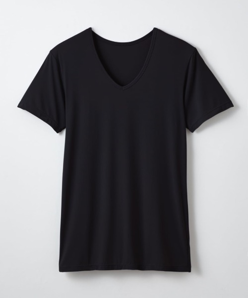 tutuanna（チュチュアンナ）の「[とにかくさらっと涼しい]メンズVネック半袖（インナーウェア/肌着・メンズ・オフホワイト/ブラック/グレー・L/M）」の3枚目の写真