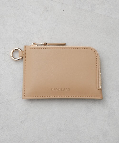 HASHIBAMI(ハシバミ)の「Hashibami/L字 フラグメントチャーム(カードケース・レディース・ブラック/パープル/ベージュ系その他2・FREE)」の1枚目の写真