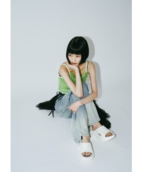 duei(デュイ)の「EVAプラットフォームサンダル(サンダル・レディース・ホワイト/ブラック・SMALL/MEDIUM/LARGE)」の7枚目の写真