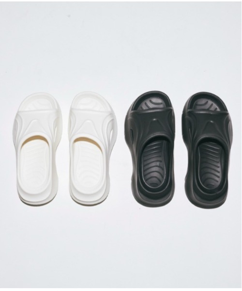 duei(デュイ)の「EVAプラットフォームサンダル(サンダル・レディース・ホワイト/ブラック・SMALL/MEDIUM/LARGE)」の11枚目の写真