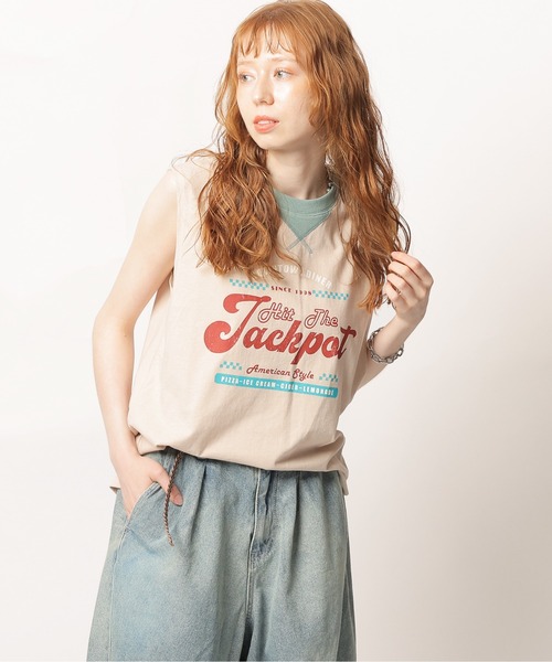 DOUBLE NAME（ダブルネーム）の「レトロロゴノースリトップス（Tシャツ/カットソー・レディース・オフホワイト/ベージュ/グリーン・FREE）」の3枚目の写真