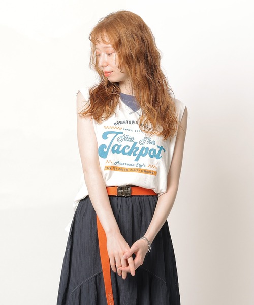 DOUBLE NAME（ダブルネーム）の「レトロロゴノースリトップス（Tシャツ/カットソー・レディース・オフホワイト/ベージュ/グリーン・FREE）」の2枚目の写真