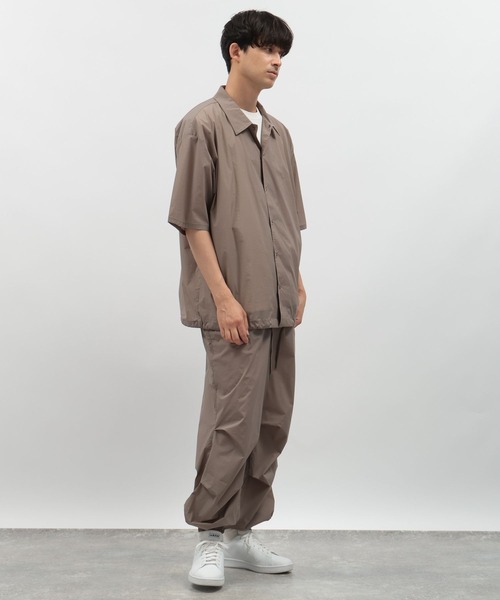 LAKOLE(ラコレ)の「さらさらナイロンEASYパンツ / 133140(その他パンツ・メンズ・ブラック/ライトグレー/キャメル・X-LARGE/MEDIUM/LARGE)」の9枚目の写真