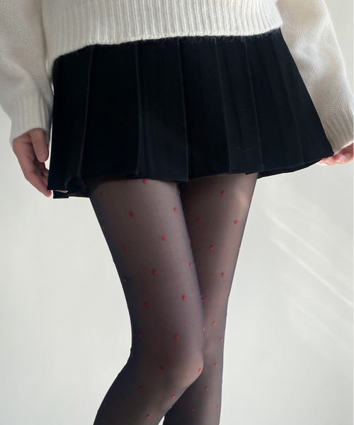 Jasmine Grandiflorum（ジャスミングランディフローラム）の「【Jasmine】ハート/リボン/ドットストッキング（タイツ/ストッキング・レディース・ホワイト系その他/ホワイト系その他3/ブラック系その他4/ブラック系その他6/ホワイト系その他2/ホワイト系その他4/ブラック系その他/ブラック系その他3/ブラック系その他5/グレー/ホワイト系その他5/ホワイト系その他6/ブラック系その他2/チョコ・FREE）」の10枚目の写真