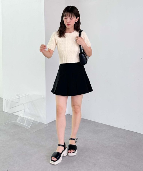 archives（アルシーヴ）の「ベルト付きボックスプリーツミニスカート（スカート・レディース・アイボリー/ベージュ/ブラック/ピンクベージュ・MEDIUM）」の22枚目の写真