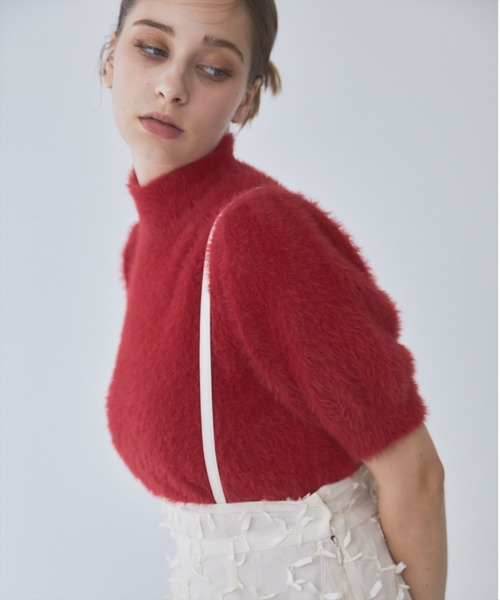 REDYAZEL（レディアゼル）の「フェザーライク半袖ニットプルオーバー（ニット/セーター・レディース・レッド/ブラック/オフホワイト・FREE）」の16枚目の写真