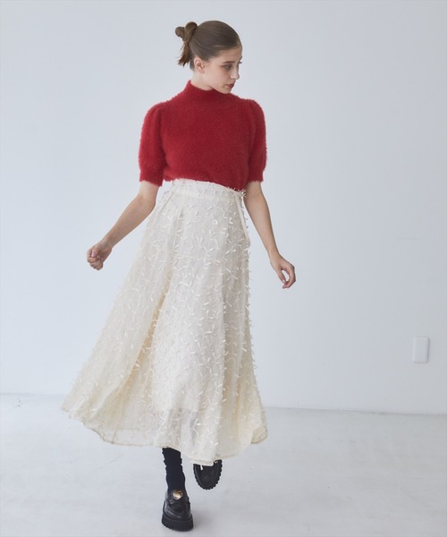 REDYAZEL（レディアゼル）の「フェザーライク半袖ニットプルオーバー（ニット/セーター・レディース・レッド/ブラック/オフホワイト・FREE）」の14枚目の写真