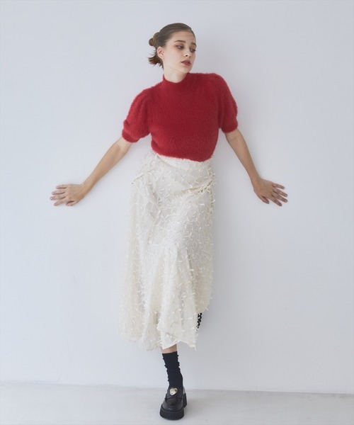 REDYAZEL（レディアゼル）の「フェザーライク半袖ニットプルオーバー（ニット/セーター・レディース・レッド/ブラック/オフホワイト・FREE）」の13枚目の写真