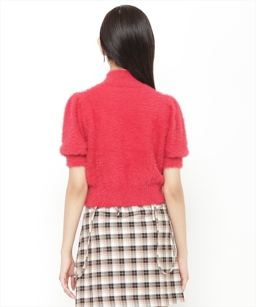 REDYAZEL（レディアゼル）の「フェザーライク半袖ニットプルオーバー（ニット/セーター・レディース・レッド/ブラック/オフホワイト・FREE）」の8枚目の写真