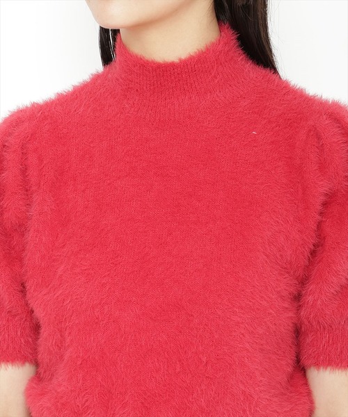 REDYAZEL（レディアゼル）の「フェザーライク半袖ニットプルオーバー（ニット/セーター・レディース・レッド/ブラック/オフホワイト・FREE）」の6枚目の写真