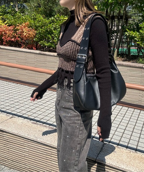 y/m by misato（イムバイミサト）の「サムホールリブプチハイネックトップス（ニット/セーター・レディース・アイボリー/ブラック/杢グレー/オレンジ・FREE）」の16枚目の写真