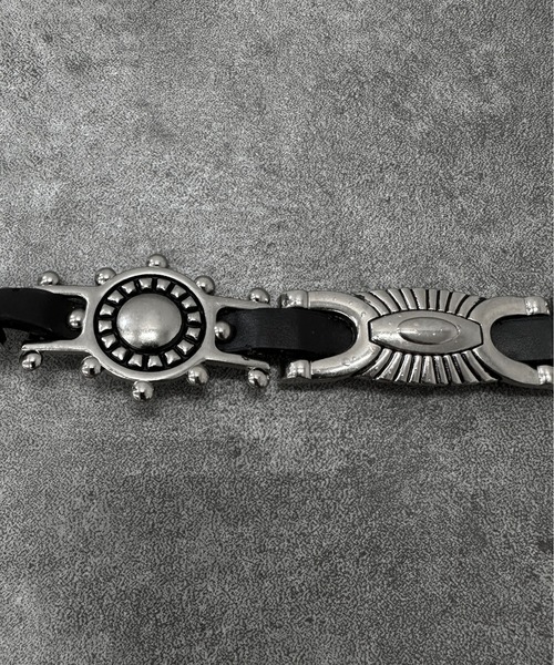 jiasecond.（ジアセカンド）の「【jiasecond.】ジョッキーメタルベルト / ベルト ジョッキー ジョガー アメカジ グランジ ウエスタン メタル 合皮 ブラック ブラウン（ベルト・レディース・ブラウン/ブラック・FREE）」の22枚目の写真