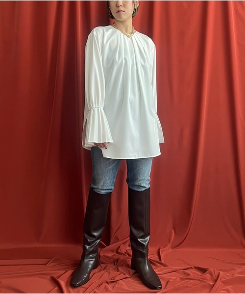 LHELBIE（レルビエ）の「プリーツカフス2WAYシャツ（シャツ/ブラウス・レディース・ブラック/オフホワイト・M）」の5枚目の写真