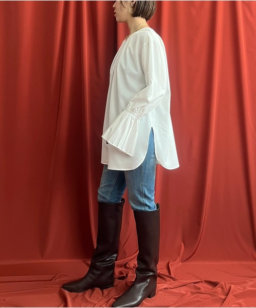 LHELBIE（レルビエ）の「プリーツカフス2WAYシャツ（シャツ/ブラウス・レディース・ブラック/オフホワイト・M）」の8枚目の写真