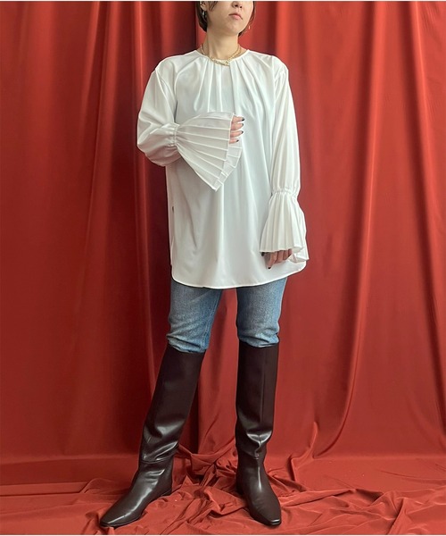 LHELBIE（レルビエ）の「プリーツカフス2WAYシャツ（シャツ/ブラウス・レディース・ブラック/オフホワイト・M）」の9枚目の写真