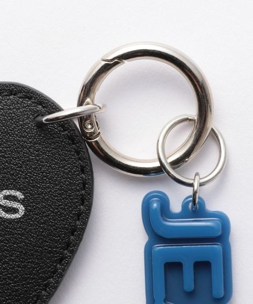 JEANASIS（ジーナシス）の「ミラーハートチャーム/139669（キーホルダー・レディース・ブルー系その他/イエロー系その他/レッド系その他・FREE）」の5枚目の写真