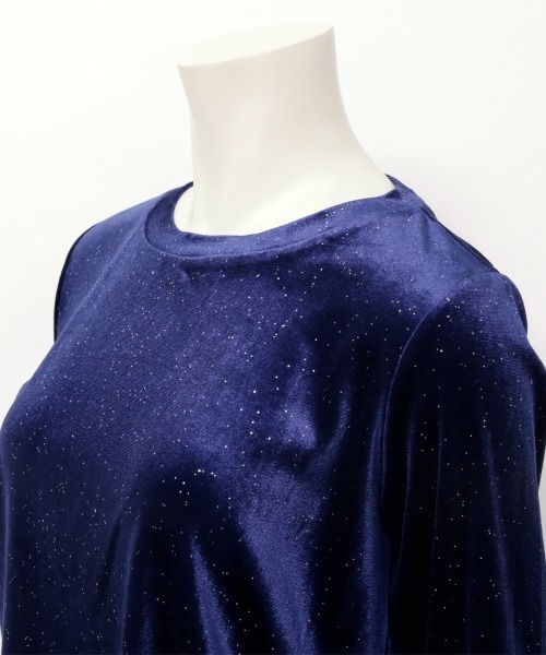 Rejoule（リジュール）の「フィンガーホールラメベロアトップス（Tシャツ/カットソー・レディース・ネイビー/ブラック/チャコールグレー・FREE）」の16枚目の写真