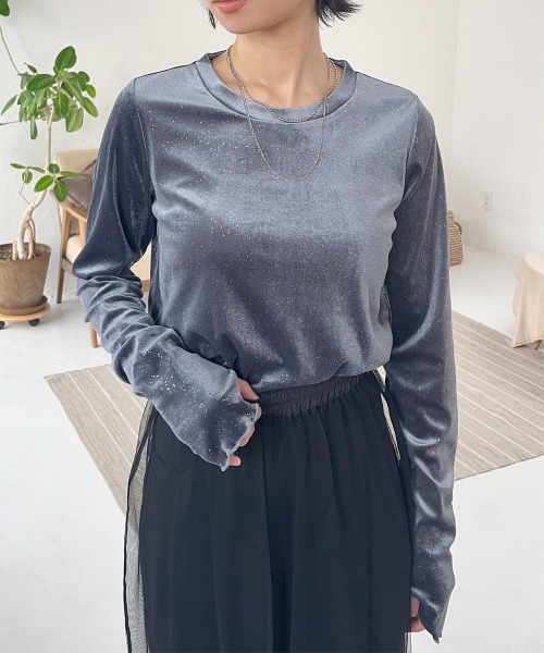 Rejoule（リジュール）の「フィンガーホールラメベロアトップス（Tシャツ/カットソー・レディース・ネイビー/ブラック/チャコールグレー・FREE）」の7枚目の写真