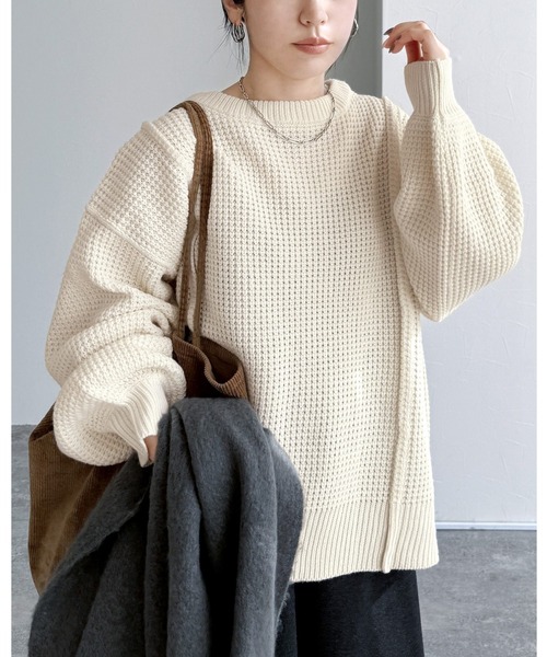 reca（レカ）の「ボリューム袖ワッフルニット（ニット/セーター・レディース・ライム/オートミール/チャコールグレー/レッド・M）」の3枚目の写真