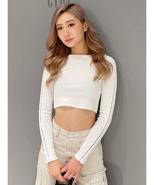 GYDA(ジェイダ)の「Wレースラインリブトップス(Tシャツ/カットソー・レディース・オフホワイト/ブラック・FREE)」の2枚目の写真