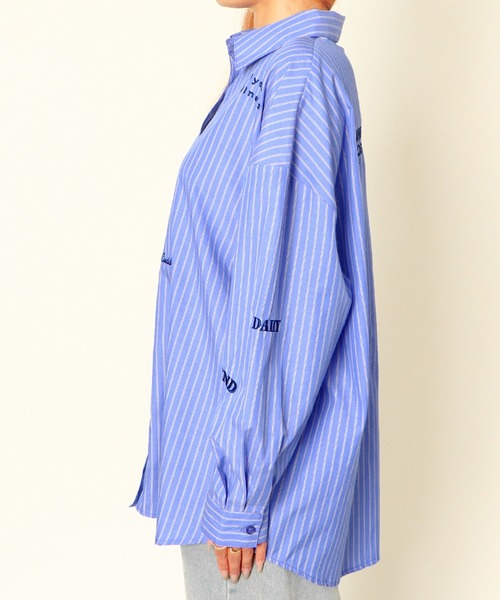 GORGE（ゴージ）の「《ロゴ刺しゅう×ゆるシルエット》レディース ビッグシャツ カジュアル長袖 春夏秋（シャツ/ブラウス・レディース・オフホワイト/ブルー系その他・F）」の9枚目の写真