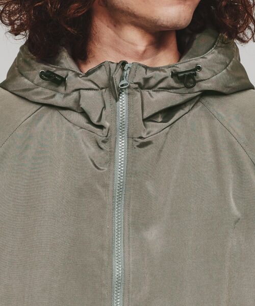 tk.TAKEO KIKUCHI(ティーケータケオキクチ)の「【マシンウォッシャブル】REPREVEフード中綿ブルゾン(ブルゾン・メンズ・グレー/ブラック/ライトブルー・01/02/03/04)」の8枚目の写真