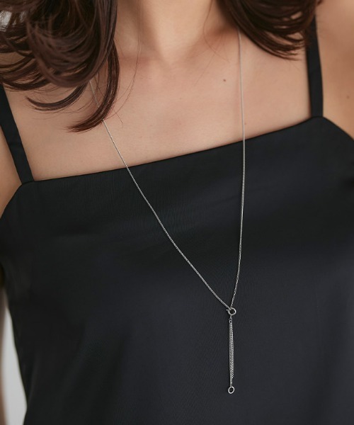 Pierrot（ピエロ）の「マルチwayタッセルロングネックレス（ネックレス・レディース・ゴールド/シルバー・FREE）」の2枚目の写真