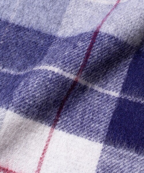 GLOSTER（グロスター）の「【GLOSTER/グロスター】カシミヤブレンドウールマフラー リバーシブル (無地/チェック)（マフラー・メンズ・ブルー系その他2/ブルー系その他3/ブラック系その他2/ブルー/ブラック系その他/グリーン/レッド/ブルー系その他/ネイビー/ベージュ・FREE）」の19枚目の写真