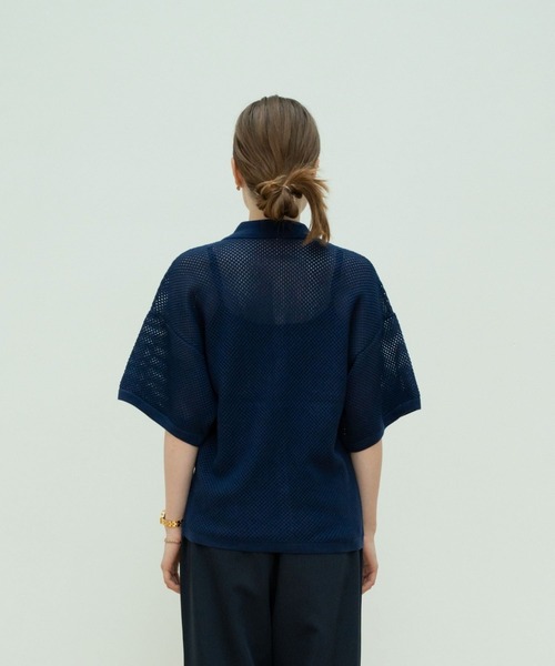 skoool(スクール)の「メッシュニット半袖シャツ/透かし編みデザイン × レイヤード仕様(シャツ/ブラウス・メンズ・ネイビー/アイボリー/レッド・LARGE/MEDIUM/SMALL)」の12枚目の写真